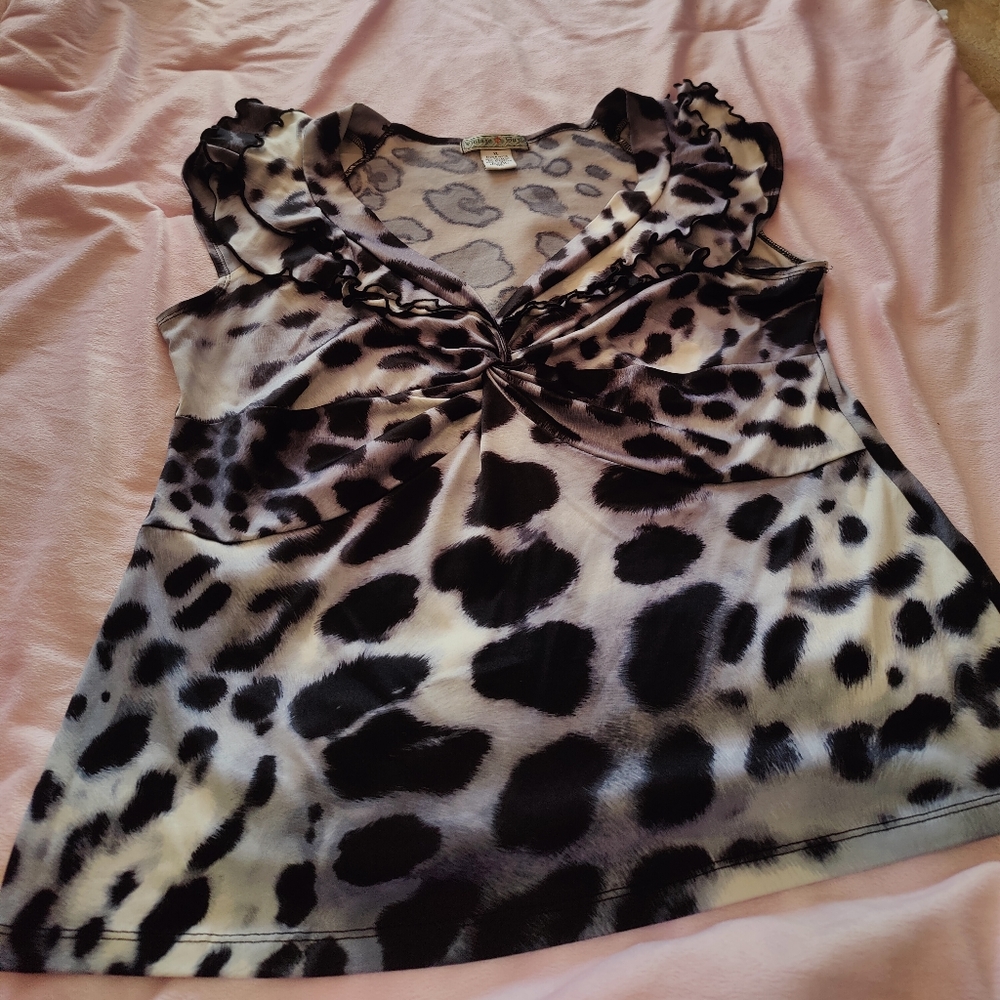 Vintage Suzie XL snow leopard print top